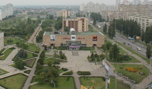 Кинотеатр "Флоренция" в Киеве захватили рейдеры