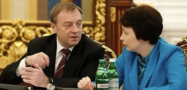 Гроші в обмін на доступ