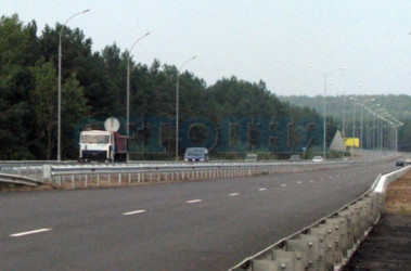 Дорогу в Межигорье подсветят на 10 миллионов