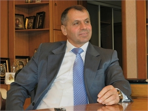 Компании крымского спикера Константинова выдавливают с рынка