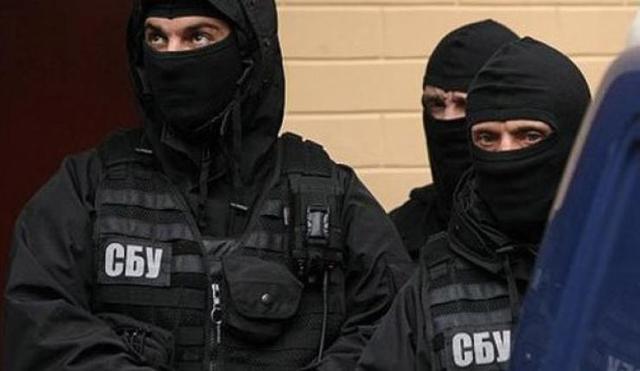 Министр обороны натравил СБУ на генералов, чтобы имуществом торговать не мешали