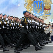 Армию уничтожают «изнутри»