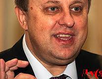 Грицак в воде не тонет: новые аферы старого прощелыги