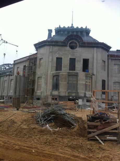 Юра Енакиевский строит свое "Межигорье" в Конча-Заспе