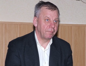 На Донеччині у власному кабінеті повісився депутат регіонал