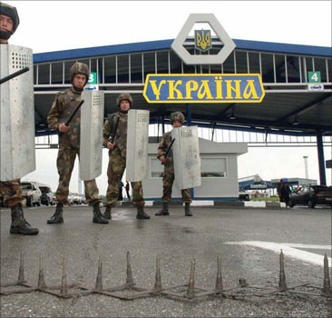 Ярема: Україна думає над перекриттям кордону з Росією