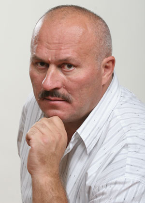 Третье пришествие коррупционера Гуславского. Королевская аплодирует. «Футболист» тоже