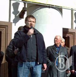 «Правий сектор»: У Чернігові начальником УМВС ставлять керівника «Оплоту»