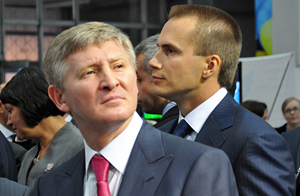 Швейцарская прокуратура обыскала офис Ахметова