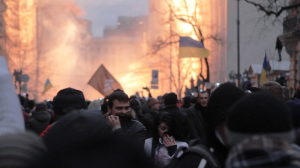 Между Майданом-2 и революцией: логика разрушения Второй украинской республики