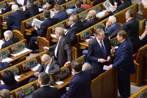 Партия регионов: есть ли жизнь без Бати?