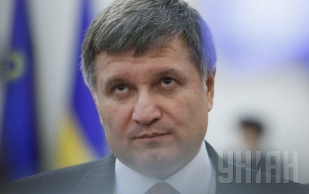 Аваков рассказал про ночную спецоперацию в Харьковской ОГА и пообещал чистки в милиции