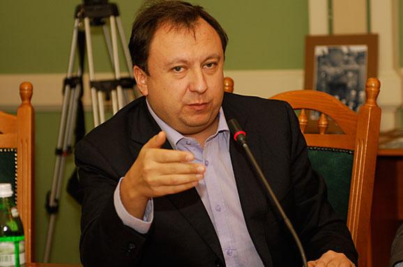 Виборів Президента не буде. Для збереження цілісності України потрібно вводити надзвичайний стан