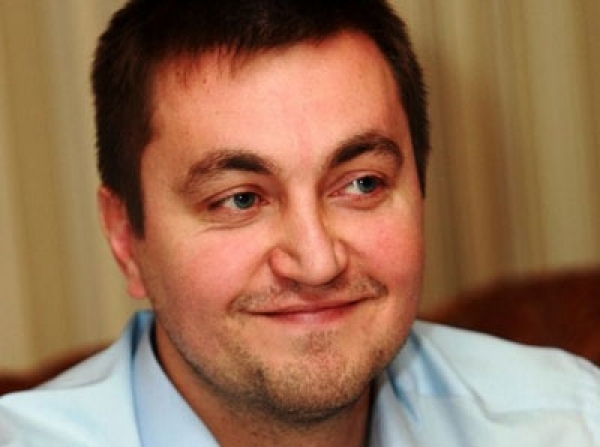 -  $18,5 .        ""