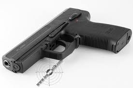 Кияни озброюються вдвічі активніше, ніж минулоріч