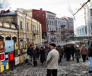 Скандал в Киеве: На Андреевском спуске могут появиться коттеджи