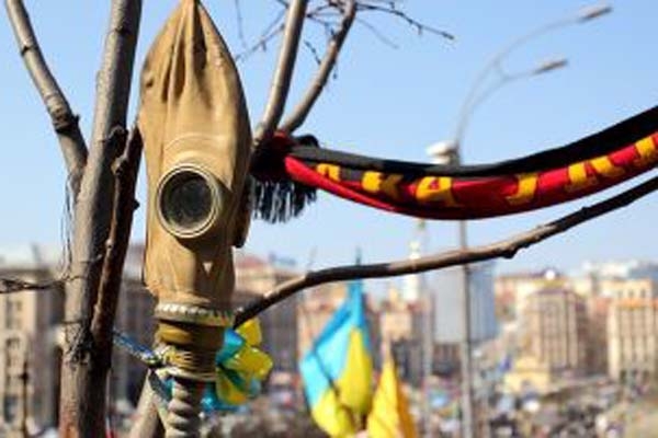 Кто заправляет в Киеве?