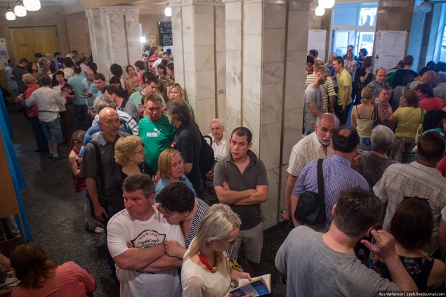 Около 10% киевлян не дождались своей очереди на избирательных участках