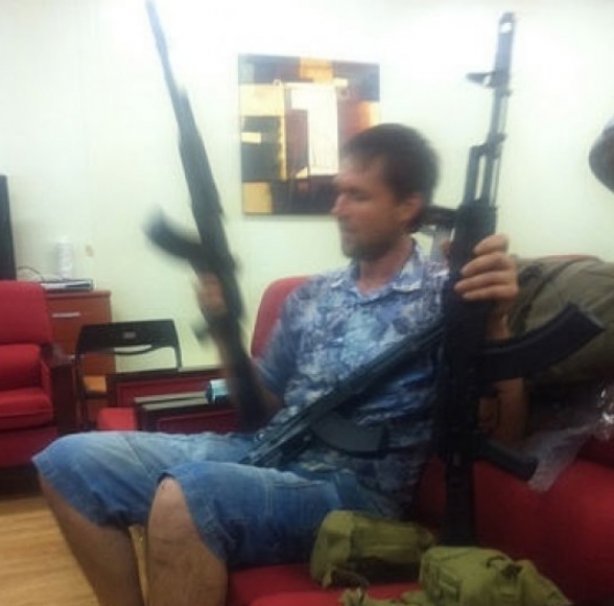 Украинский "повар" из Ливии "всплыл" на Донбассе