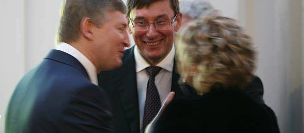 Узнал от Луценко, что Ахметов был моим попутчиком на Майдане