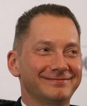 Борис Ложкин не вписал в декларацию доходы от продажи медиа-холдинга