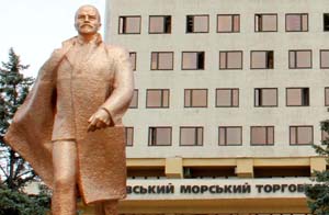 Кто убивает Ильичевский порт