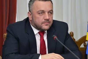 Экс-генпрокурор Махницкий готовится сбежать за границу?