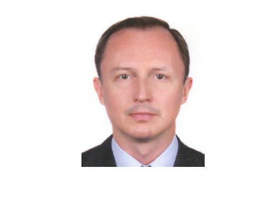 Чиновник Смольного ходил по Невскому без штанов и что-то говорил про Луганск