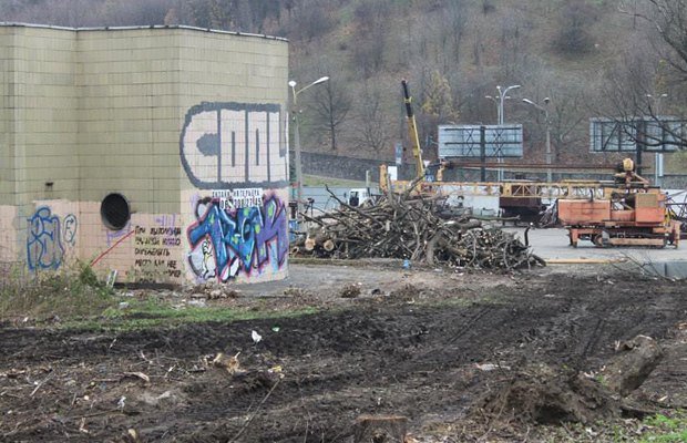 Повернення земель на Печерську