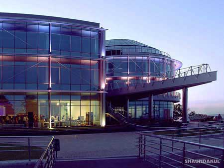 Прокуратура помогает отжимать у детей Дворец