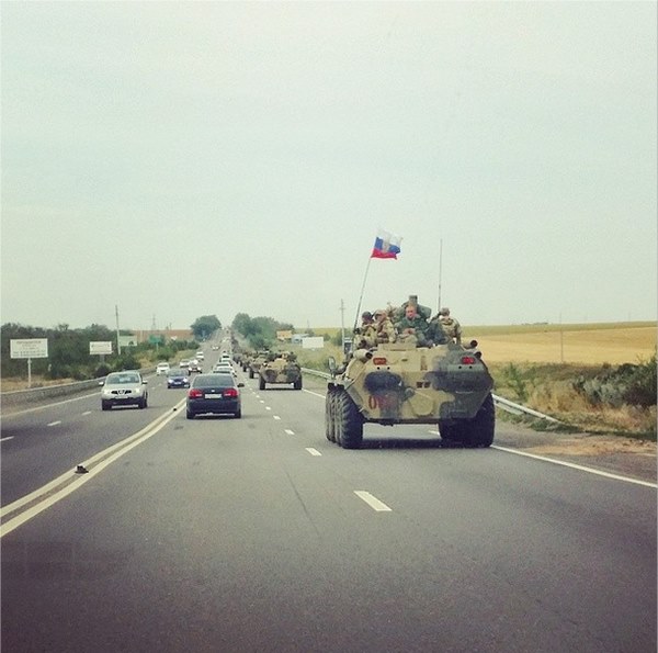 В сторону украинской границы движутся БТРы с чеченцами