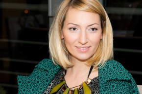 Дочь экс-регионала Нвера Мхитаряна решила заработать на патриотизме украинцев