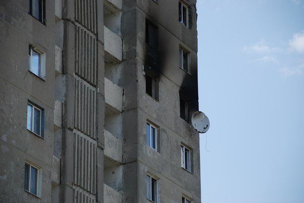Шахтерск после артиллерийских обстрелов. ФОТО