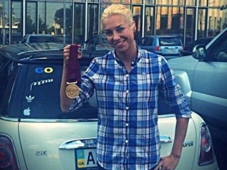 Чемпионка мира продала свое "золото" в пользу украинской армии