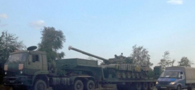 Колона росыйської військової техніки перетнула український кордон