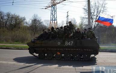 Росія виводить з України свою бронетехніку?