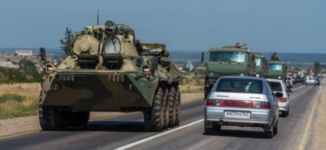 Зафіксована чергова колона із Росії: БТРи і КАМАЗи із бойовиками