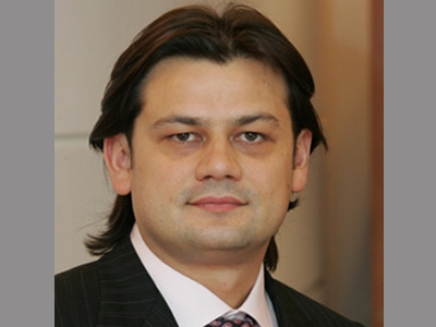 Николай Лагун прокручивает схему, покупая Universal Bank дороже рыночной цены