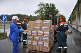 Как террористы воровали и грузили в гумКАМАЗах украинское военное оборудование