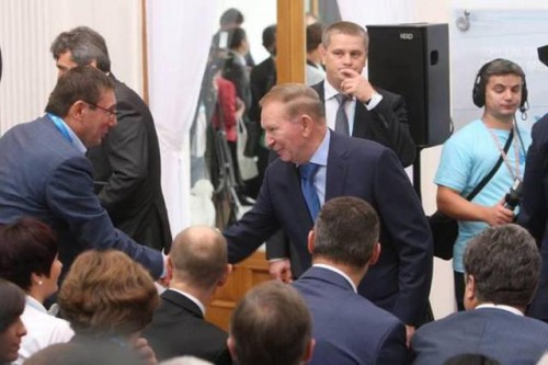 Політична простітутка Луценко: від СПУ до «блоку Порошенка»