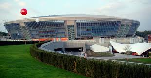 На «Донбасс Арене» можно начинать выращивать картошку - донецкий блогер