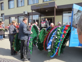 В России похоронили воевавшего на Донбассе алтайского депутата Константина Русакова