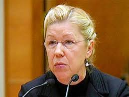 Мизулина предлагает переименовать Россию