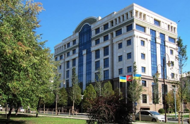 Офис хоккейного клуба "Донбасс" захвачен вооруженными людьми