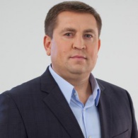 Игорь Белинский показал футболку с надписью «Дубовой х#йло!»