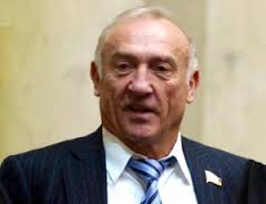 Круки требуют половину от портового бизнеса