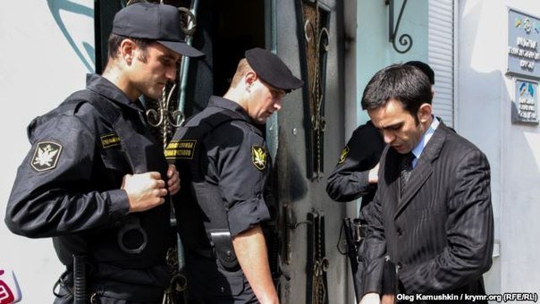 «1937-й год вернулся»: Меджлис выселили и оштрафовали