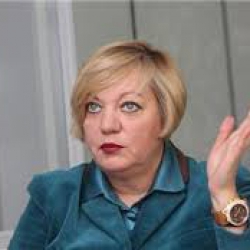 Украинцам стали меньше платить