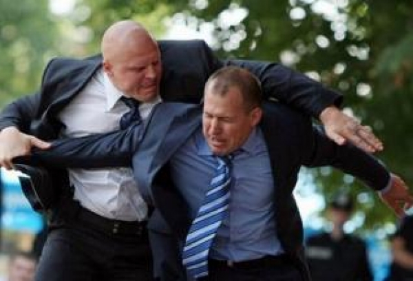 Злодій Кузменко, або Балабол – новий керівник Булату