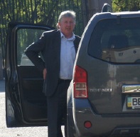 Николаевский чиновник Николай Роздобудько засветился на машине стоимостью почти полмиллиона гривен